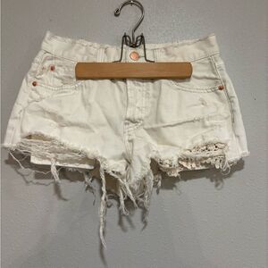 Free People We The Free Distressed Ivory Denim Cutoff Shorts Size 26